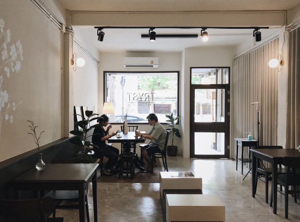 โต๊ะกาแฟ ผลงานจากร้านTryst Bangkok