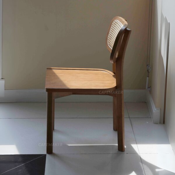 Oak parawood rattan chair in an side view