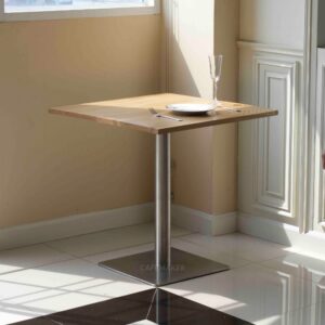 Square table with oak wood top and metal leg